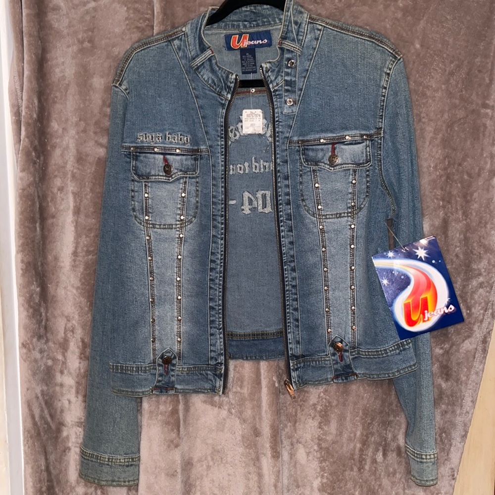 **REDUCED***  U JEANS  “04” SUGAR  BABY WORLD TOUR VINTAGE Spandex Denim jacket